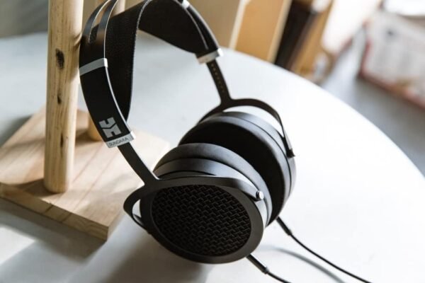 51nPS4Mj75L._AC_SL1000_ HIFIMAN SUNDARA Flat Drive Headphones review uncovering audio quality and comfort features